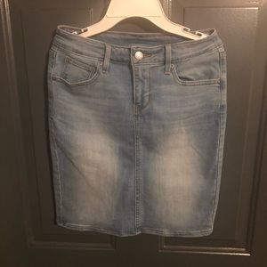 Levi’s denim skirt